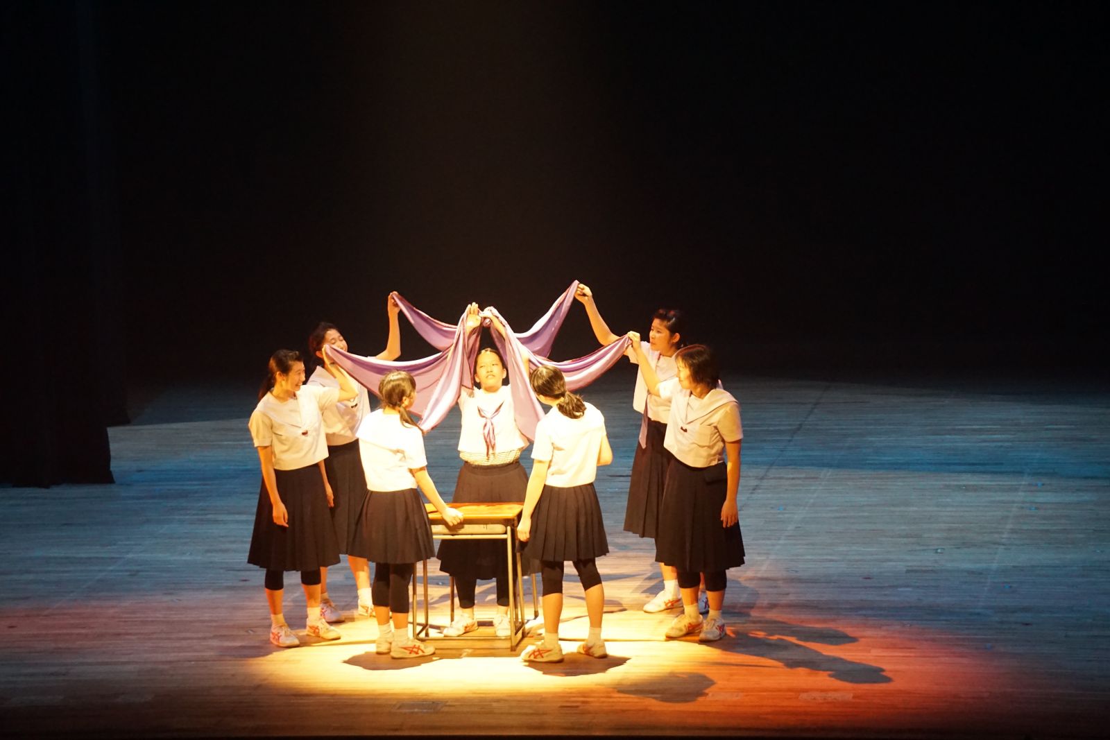 「演じる高校生」― 高校演劇コンクール近畿大会 優秀校「春秋座」招待公演 瓜生通信