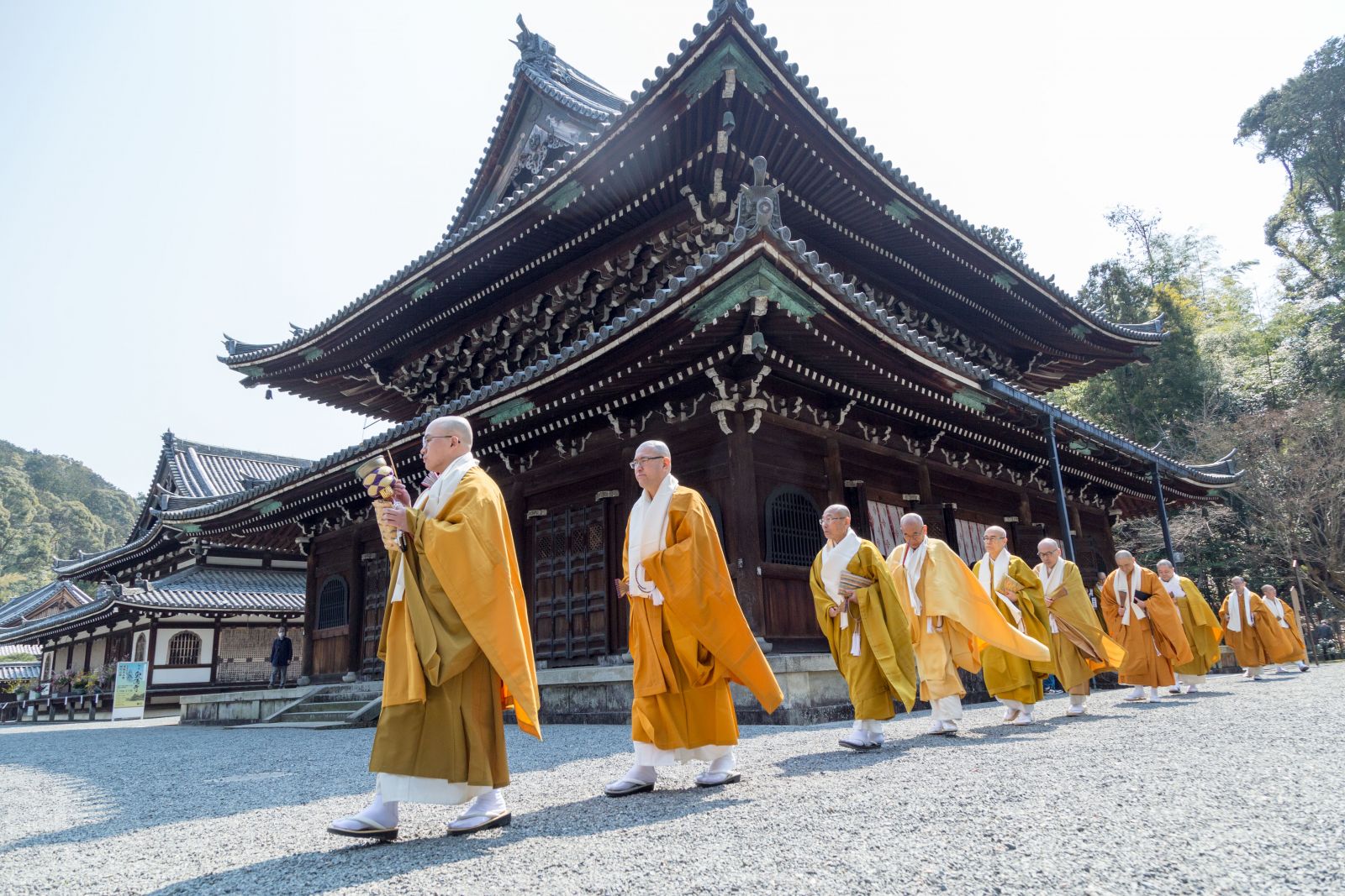 泉涌寺涅槃会（せんにゅうじねはんえ）と 涅槃西風（ねはんにし