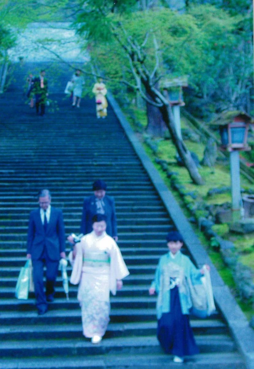 桜満つ嵐山法輪寺の十三まいりと桜餅―鶴屋寿 嵐山 さ久ら餅[京の暮らし