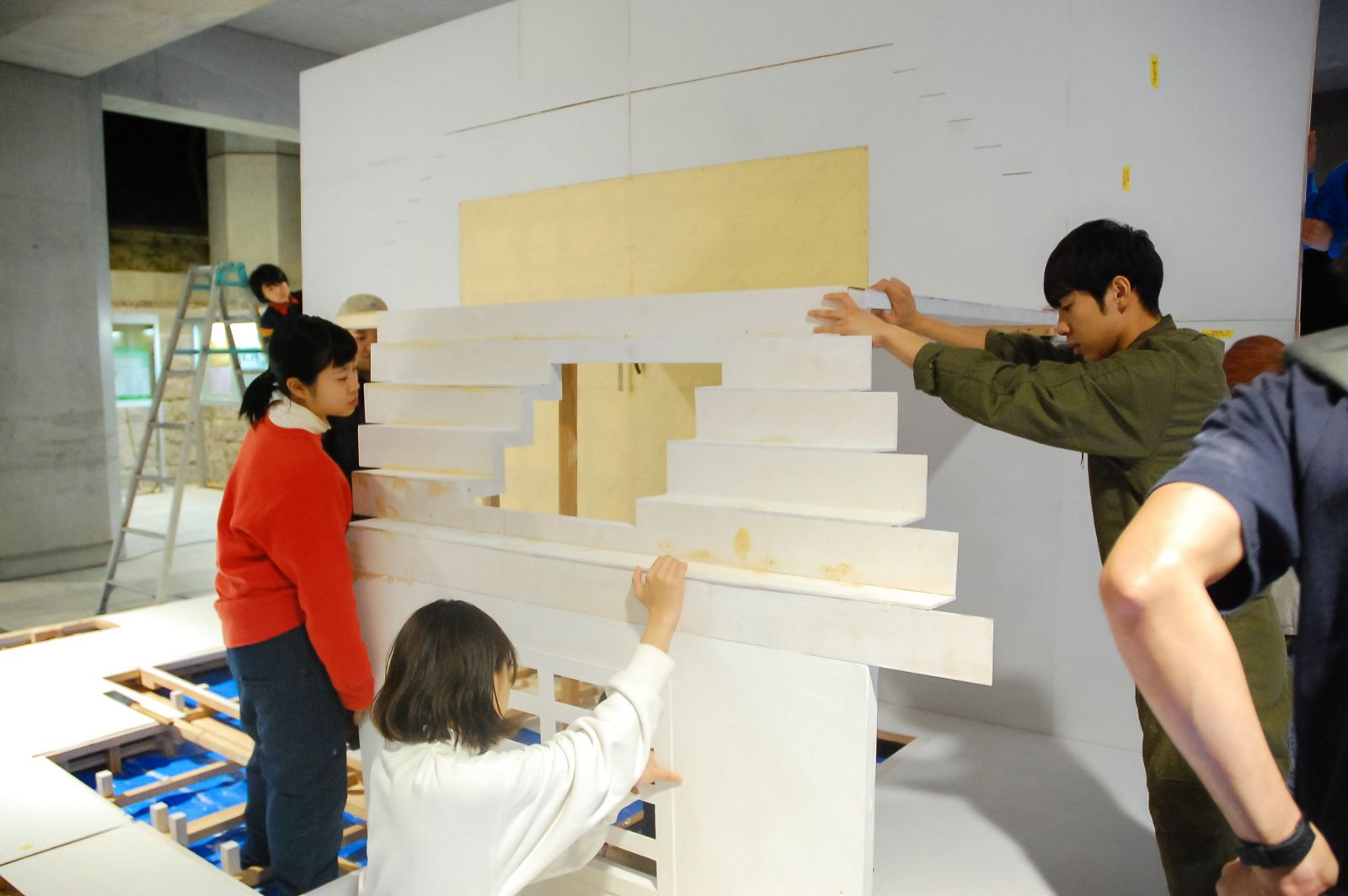 冬の立体作品「white gift」が完成！―フコクアトリウム空間